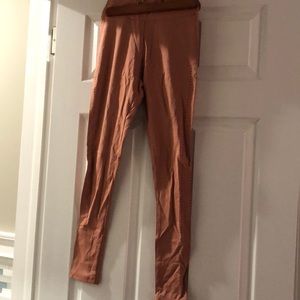 Gymshark NWOT laser cut midrise workout leggings